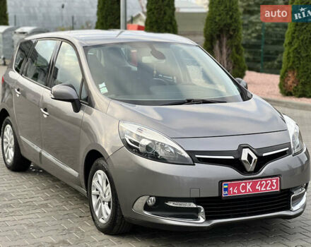 Сірий Рено Гранд Сценік, об'ємом двигуна 1.5 л та пробігом 210 тис. км за 10000 $, фото 1 на Automoto.ua