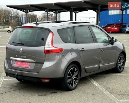 Сірий Рено Гранд Сценік, об'ємом двигуна 1.5 л та пробігом 168 тис. км за 10950 $, фото 5 на Automoto.ua