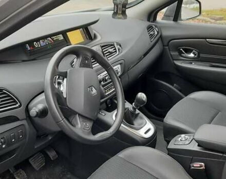 Серый Рено Гранд Сценик, объемом двигателя 1.46 л и пробегом 223 тыс. км за 11199 $, фото 48 на Automoto.ua