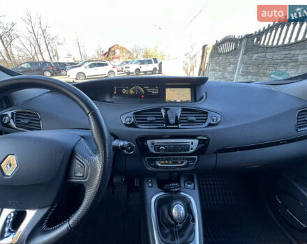 Серый Рено Гранд Сценик, объемом двигателя 1.6 л и пробегом 220 тыс. км за 9299 $, фото 22 на Automoto.ua