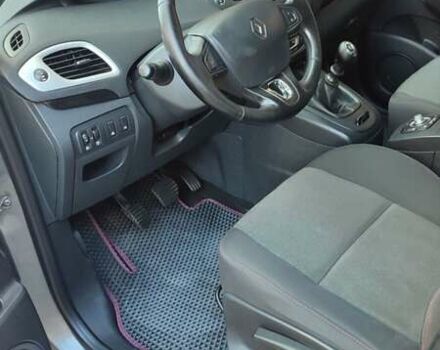 Серый Рено Гранд Сценик, объемом двигателя 1.5 л и пробегом 210 тыс. км за 9650 $, фото 25 на Automoto.ua