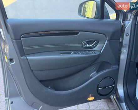 Рено Гранд Сценик 2013 в Стрые на Automoto.ua Серый Рено Гранд Сценик, объемом двигателя 1.6 л и пробегом 229 тыс. км за 9750 $, фото 30 на Automoto.ua