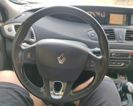 Сірий Рено Гранд Сценік, об'ємом двигуна 1.6 л та пробігом 212 тис. км за 10000 $, фото 12 на Automoto.ua