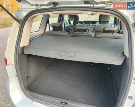 Рено Гранд Сценик 2013 в Черкассах на Automoto.ua Серый Рено Гранд Сценик, объемом двигателя 1.5 л и пробегом 254 тыс. км за 8650 $, фото 32 на Automoto.ua