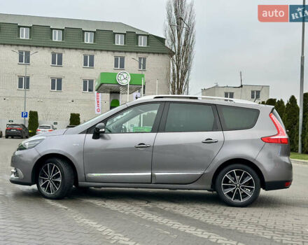 Сірий Рено Гранд Сценік, об'ємом двигуна 1.5 л та пробігом 225 тис. км за 10899 $, фото 3 на Automoto.ua