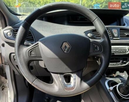 Серый Рено Гранд Сценик, объемом двигателя 1.6 л и пробегом 260 тыс. км за 9300 $, фото 18 на Automoto.ua