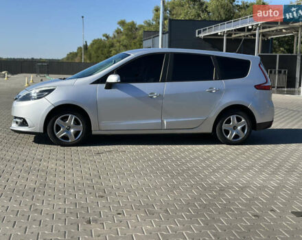 Серый Рено Гранд Сценик, объемом двигателя 1.46 л и пробегом 250 тыс. км за 8000 $, фото 8 на Automoto.ua