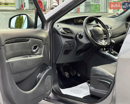 Сірий Рено Гранд Сценік, об'ємом двигуна 1.5 л та пробігом 210 тис. км за 10000 $, фото 54 на Automoto.ua