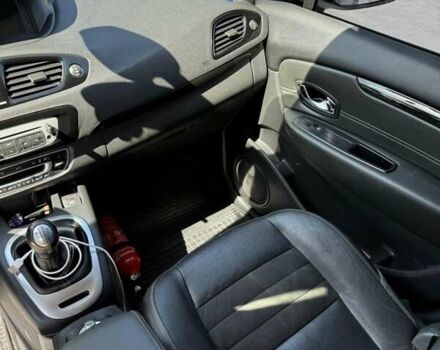 Серый Рено Гранд Сценик, объемом двигателя 1.6 л и пробегом 260 тыс. км за 9300 $, фото 25 на Automoto.ua