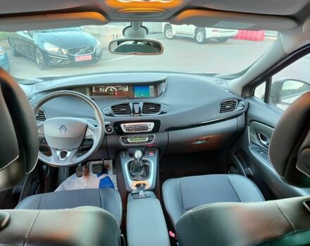 Сірий Рено Гранд Сценік, об'ємом двигуна 1.5 л та пробігом 219 тис. км за 12159 $, фото 1 на Automoto.ua