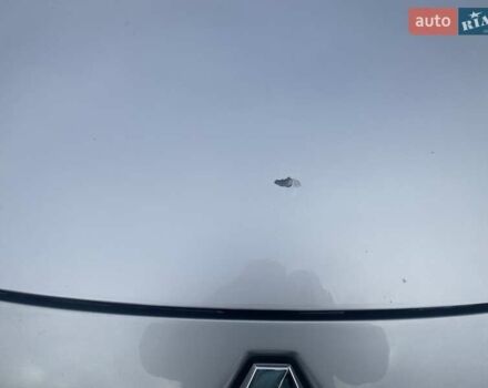 Серый Рено Гранд Сценик, объемом двигателя 1.5 л и пробегом 238 тыс. км за 8300 $, фото 3 на Automoto.ua