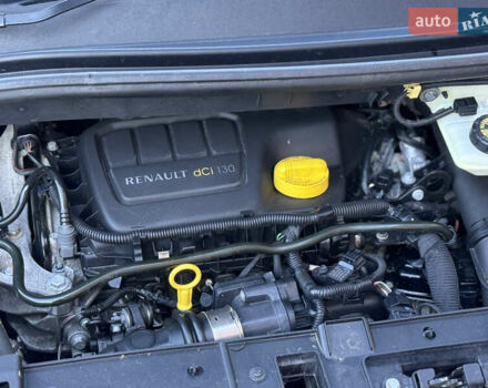 Рено Гранд Сценик 2013 в Стрые на Automoto.ua Серый Рено Гранд Сценик, объемом двигателя 1.6 л и пробегом 229 тыс. км за 9750 $, фото 81 на Automoto.ua