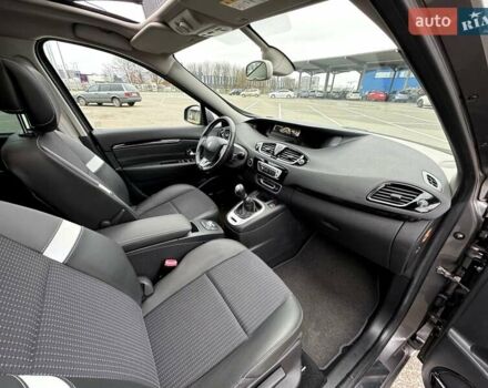 Сірий Рено Гранд Сценік, об'ємом двигуна 1.5 л та пробігом 168 тис. км за 10950 $, фото 25 на Automoto.ua