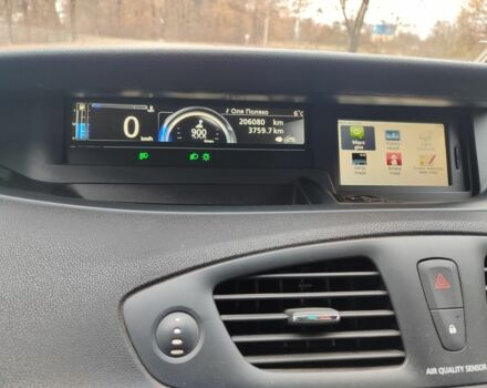 Сірий Рено Гранд Сценік, об'ємом двигуна 1.6 л та пробігом 212 тис. км за 10000 $, фото 6 на Automoto.ua