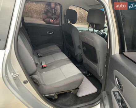 Сірий Рено Гранд Сценік, об'ємом двигуна 1.5 л та пробігом 304 тис. км за 8950 $, фото 25 на Automoto.ua