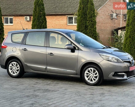 Сірий Рено Гранд Сценік, об'ємом двигуна 1.5 л та пробігом 210 тис. км за 10000 $, фото 27 на Automoto.ua