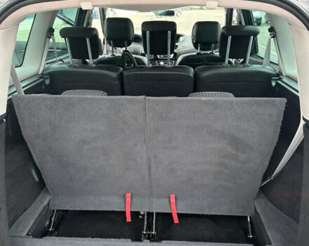 Серый Рено Гранд Сценик, объемом двигателя 1.6 л и пробегом 222 тыс. км за 8900 $, фото 12 на Automoto.ua