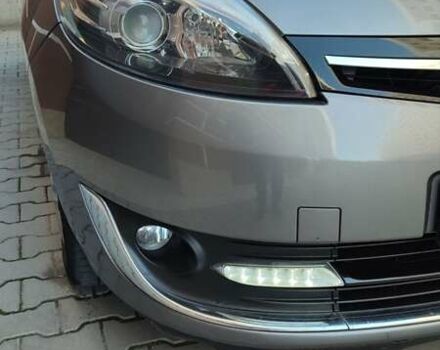 Серый Рено Гранд Сценик, объемом двигателя 1.5 л и пробегом 210 тыс. км за 9650 $, фото 6 на Automoto.ua