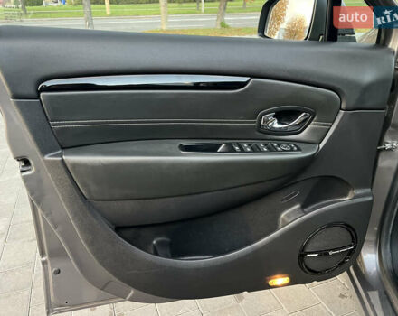 Серый Рено Гранд Сценик, объемом двигателя 0 л и пробегом 207 тыс. км за 10999 $, фото 34 на Automoto.ua