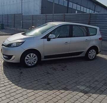 Рено Гранд Сценик 2013 в Львове на Automoto.ua Серый Рено Гранд Сценик, объемом двигателя 1.46 л и пробегом 212 тыс. км за 8649 $, фото 4 на Automoto.ua