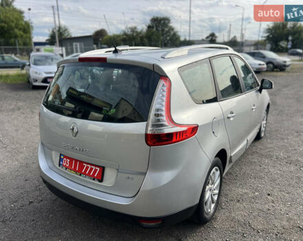 Серый Рено Гранд Сценик, объемом двигателя 1.6 л и пробегом 212 тыс. км за 8778 $, фото 7 на Automoto.ua