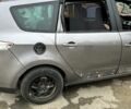 Серый Рено Гранд Сценик, объемом двигателя 1.5 л и пробегом 332 тыс. км за 4000 $, фото 2 на Automoto.ua