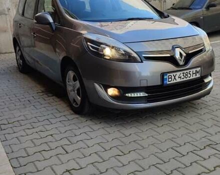 Серый Рено Гранд Сценик, объемом двигателя 1.5 л и пробегом 210 тыс. км за 9650 $, фото 3 на Automoto.ua