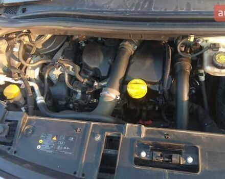 Серый Рено Гранд Сценик, объемом двигателя 1.5 л и пробегом 260 тыс. км за 10000 $, фото 21 на Automoto.ua