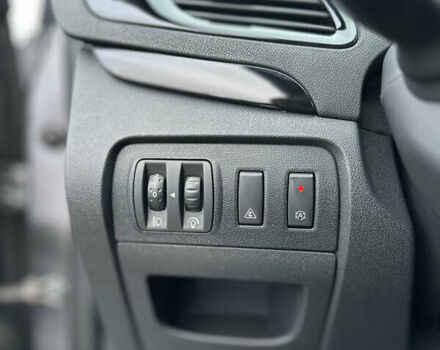 Сірий Рено Гранд Сценік, об'ємом двигуна 1.5 л та пробігом 225 тис. км за 10899 $, фото 35 на Automoto.ua