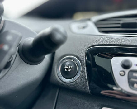 Сірий Рено Гранд Сценік, об'ємом двигуна 1.5 л та пробігом 225 тис. км за 10899 $, фото 43 на Automoto.ua