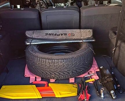 Сірий Рено Гранд Сценік, об'ємом двигуна 1.5 л та пробігом 227 тис. км за 9000 $, фото 2 на Automoto.ua