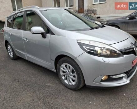 Серый Рено Гранд Сценик, объемом двигателя 1.5 л и пробегом 263 тыс. км за 8600 $, фото 1 на Automoto.ua