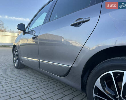 Серый Рено Гранд Сценик, объемом двигателя 1.5 л и пробегом 173 тыс. км за 10999 $, фото 8 на Automoto.ua