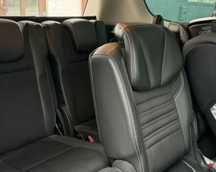 Серый Рено Гранд Сценик, объемом двигателя 1.6 л и пробегом 300 тыс. км за 10500 $, фото 5 на Automoto.ua