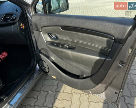 Серый Рено Гранд Сценик, объемом двигателя 1.5 л и пробегом 235 тыс. км за 10500 $, фото 18 на Automoto.ua