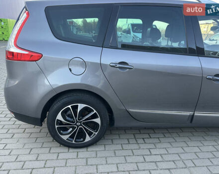 Серый Рено Гранд Сценик, объемом двигателя 1.5 л и пробегом 173 тыс. км за 10999 $, фото 19 на Automoto.ua
