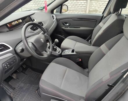 Сірий Рено Гранд Сценік, об'ємом двигуна 1.5 л та пробігом 235 тис. км за 9650 $, фото 14 на Automoto.ua
