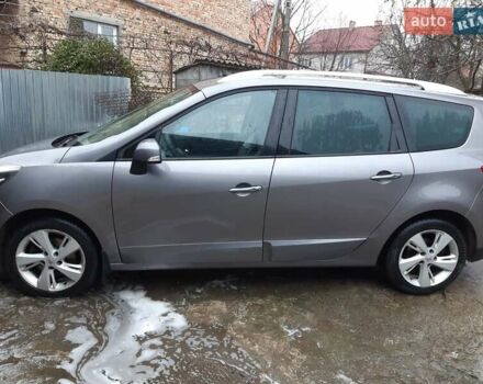 Серый Рено Гранд Сценик, объемом двигателя 1.5 л и пробегом 257 тыс. км за 8700 $, фото 1 на Automoto.ua