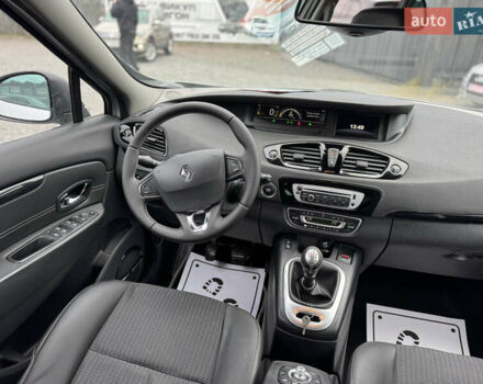 Сірий Рено Гранд Сценік, об'ємом двигуна 1.6 л та пробігом 209 тис. км за 8750 $, фото 23 на Automoto.ua