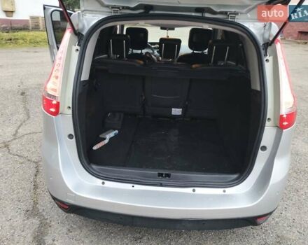 Серый Рено Гранд Сценик, объемом двигателя 1.5 л и пробегом 172 тыс. км за 10300 $, фото 25 на Automoto.ua