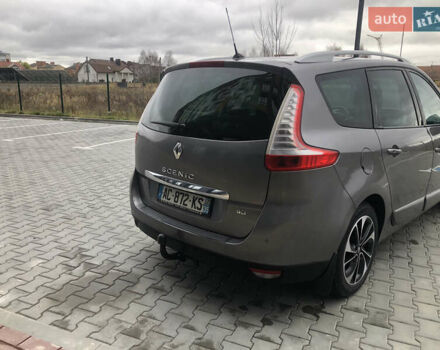 Серый Рено Гранд Сценик, объемом двигателя 1.6 л и пробегом 240 тыс. км за 9999 $, фото 9 на Automoto.ua