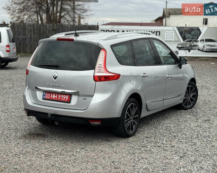 Сірий Рено Гранд Сценік, об'ємом двигуна 1.6 л та пробігом 209 тис. км за 8750 $, фото 3 на Automoto.ua