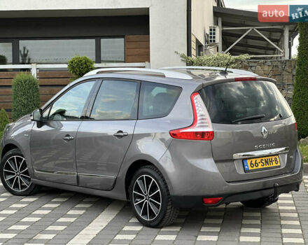 Серый Рено Гранд Сценик, объемом двигателя 1.6 л и пробегом 224 тыс. км за 10550 $, фото 28 на Automoto.ua
