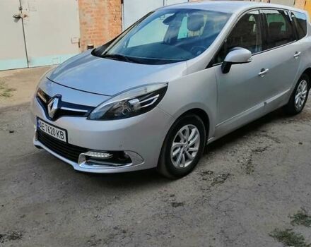 Серый Рено Гранд Сценик, объемом двигателя 1.5 л и пробегом 260 тыс. км за 9900 $, фото 29 на Automoto.ua