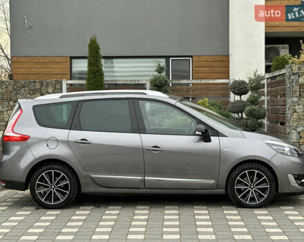 Серый Рено Гранд Сценик, объемом двигателя 1.6 л и пробегом 227 тыс. км за 10499 $, фото 2 на Automoto.ua