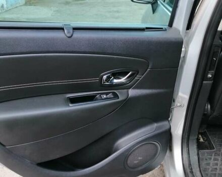 Серый Рено Гранд Сценик, объемом двигателя 1.5 л и пробегом 260 тыс. км за 9900 $, фото 12 на Automoto.ua