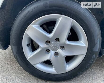 Серый Рено Гранд Сценик, объемом двигателя 1.5 л и пробегом 167 тыс. км за 10400 $, фото 19 на Automoto.ua