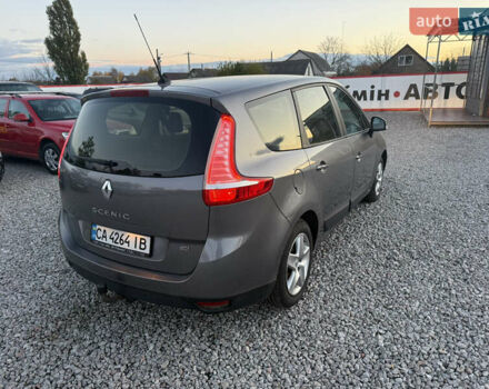 Серый Рено Гранд Сценик, объемом двигателя 1.46 л и пробегом 292 тыс. км за 8999 $, фото 8 на Automoto.ua