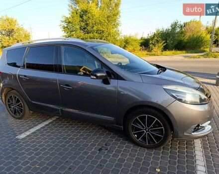 Серый Рено Гранд Сценик, объемом двигателя 1.46 л и пробегом 257 тыс. км за 10300 $, фото 1 на Automoto.ua