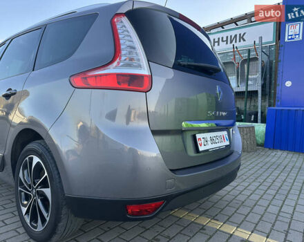 Серый Рено Гранд Сценик, объемом двигателя 1.5 л и пробегом 173 тыс. км за 10999 $, фото 9 на Automoto.ua